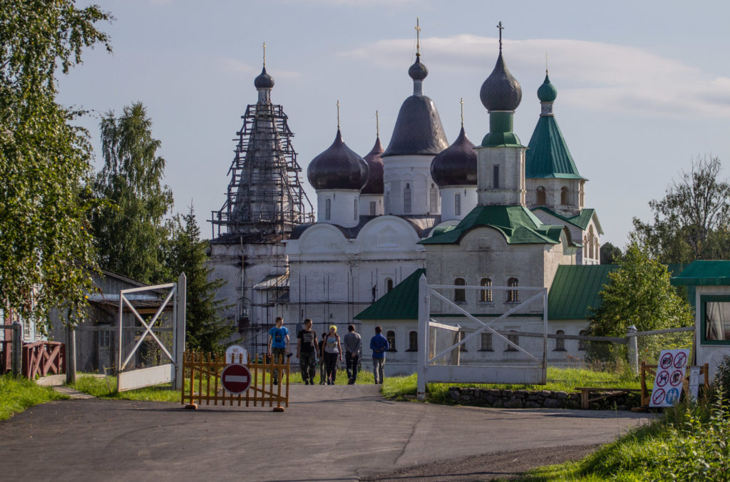 antoniev-siysky-troitza